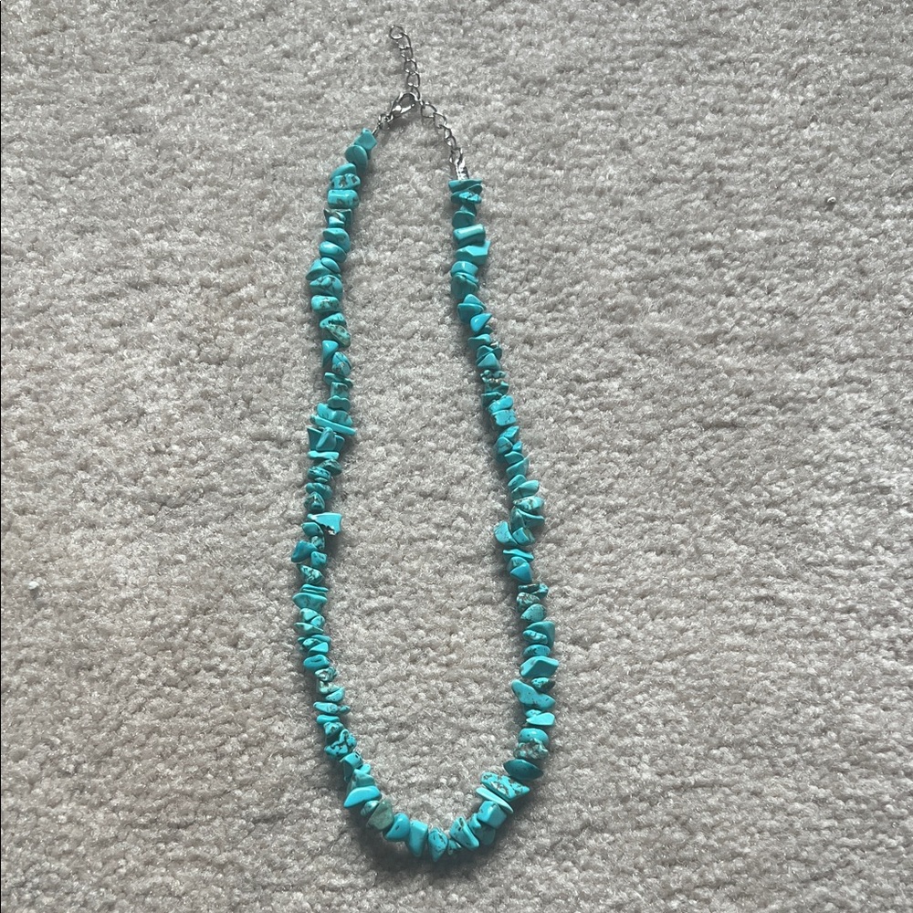 Turquoise Dyed Howlite Chip Bead Necklace Adjustable 16 to 18 inches Boho